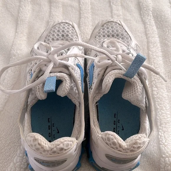 Nike women’s Air Zoom Spiridon Cage 2 'White University Blue' - Picture 6 of 7